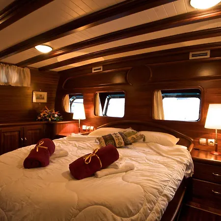 Botel Silver *