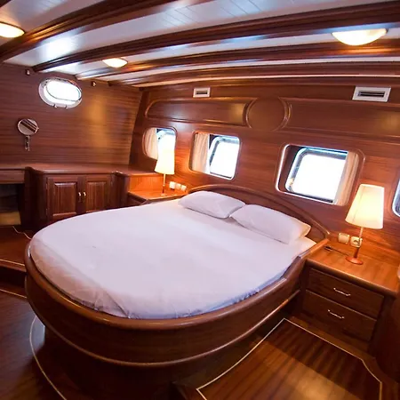Botel Silver